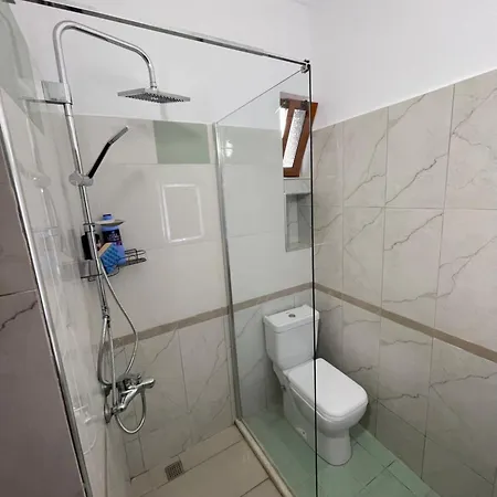 Hotel Berati *
